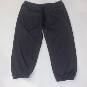 Women’s The North Face Capri Sweats, Size Large